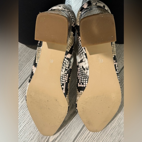 Cocoa Faux Snakeskin Ankle Boots Size 8.5, Vegan Leather, 2.25 inch heel - Picture 9 of 9